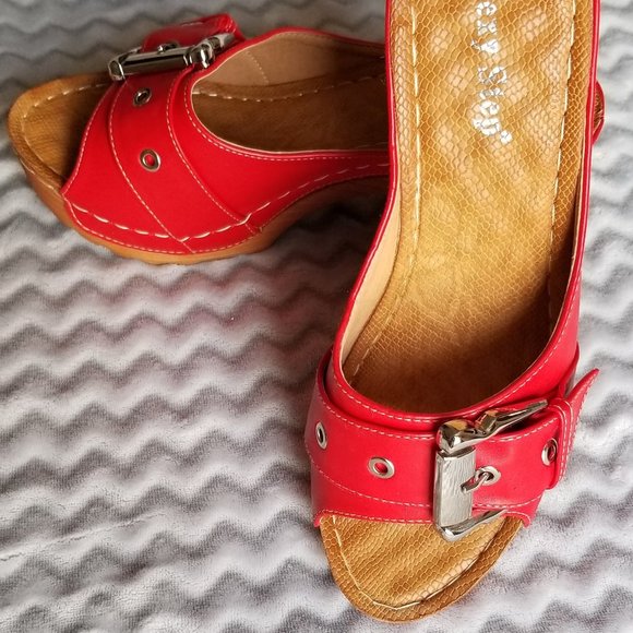 Sandals and Shoes - Picture 4 of 5